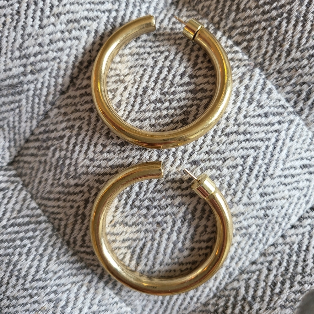 Jennifer fisher BABY SAMIRA HOOPs